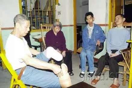 我是家里唯一能动的人