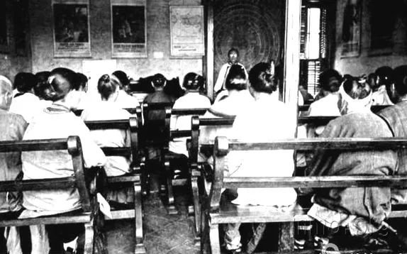 给病人做健康宣教