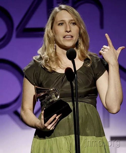 Laura Story 在第54届格莱美颁奖典礼上