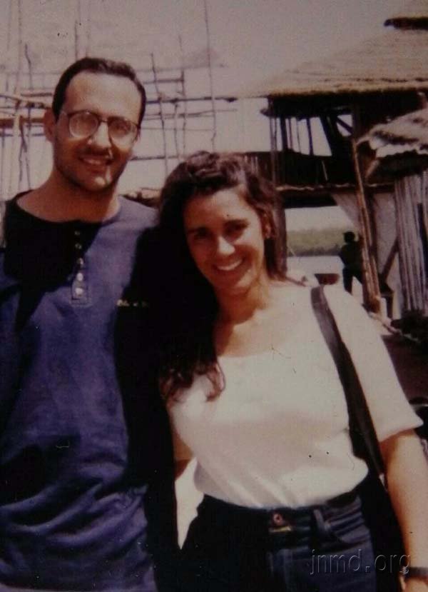 艾达和露丝1995年在非洲的蜜月