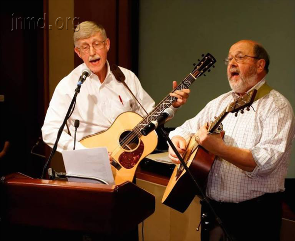 带领敬拜的柯林斯