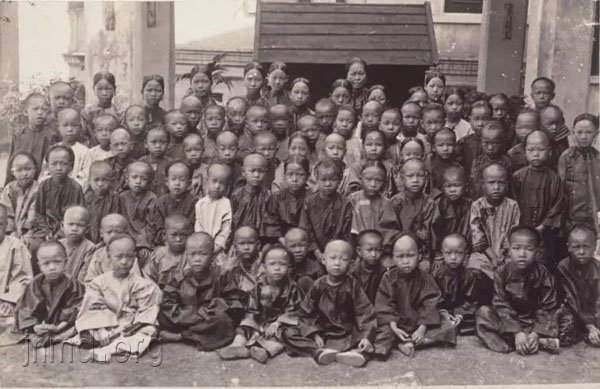 1862年,巴色差会在香港成立的第一间女校