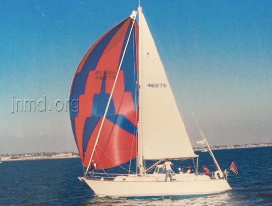 “小瀑布”帆船