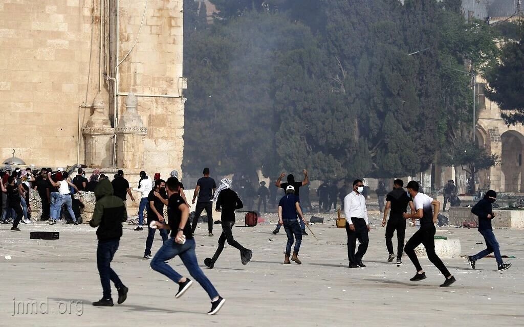 耶路撒冷圣殿山附近爆发了数年来最严重的骚乱